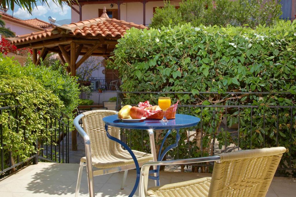 Anniska Hotel Kardamyli Habitación foto